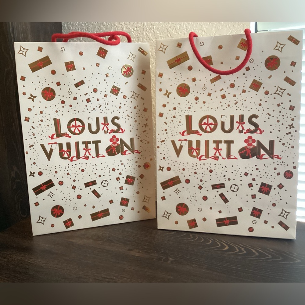 Louis Vuitton 1 Christmas Edition Gift bag NEW